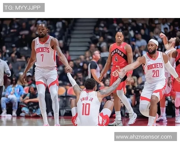 中国赛激战火箭与鹈鹕双雄对决球迷热情高涨期待精彩表现